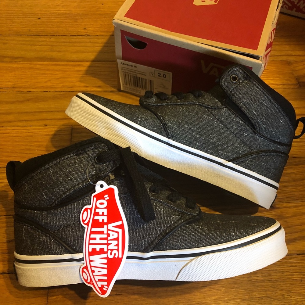 New in Box Vans Atwood Hi Top Woven Textile Dressy